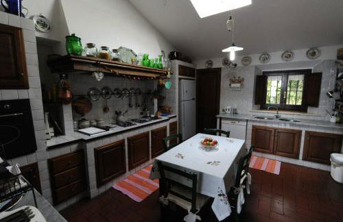 Il Casale villa con piscina e giardino vista mare - Foto 13