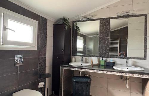 Angels Home - Photo 28