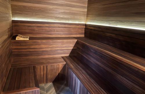 Richmond Hill Cottages, Exclusive 6 bedroom Farm House, Markington with heated pool - Photo 9