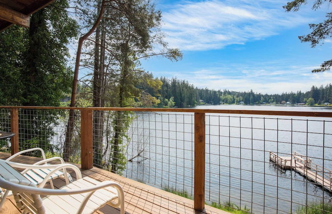 Goss Lake Getaway by Avantstay Lakefront Escape - Photo 34