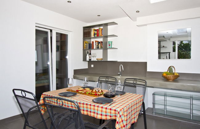 Luxury apt With Roofed Patio Near Beach & Center - Foto 8