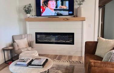 Glamp House Lake and Mountain Views Hot Tub by Hiawassee Glamping - Foto 10