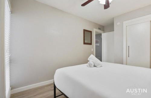 Spacious 2 Apt Combo Sleeps 12 Pool and Pets - Photo 39