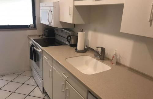 1BR C direct on the water shared deck Free kayaks - Foto 19