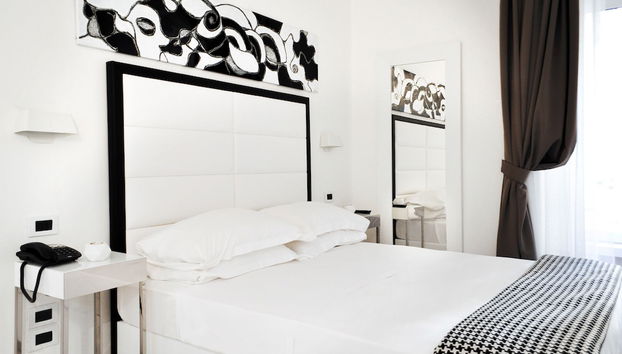 LHP Suite Roma Termini - Foto 3, Habitación