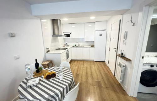 RIOJALAND 1B precioso alojamiento en el centro de Lardero - Foto 1