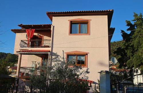 VILLA OLGA - Photo 2