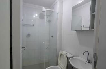 Apartamento novo região central de Ubatuba, com churrasqueira e varanda, 2 vagas - Residencial Jathy - Foto 29