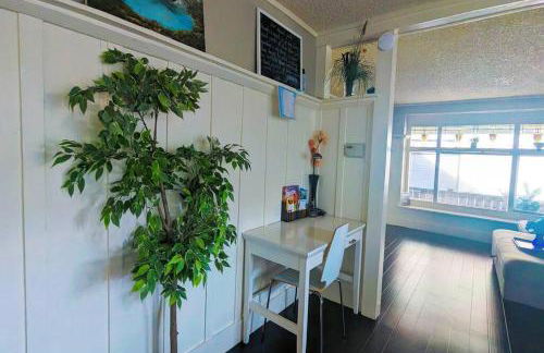 Walker's Paradise 1 with 2 free parking lots - Foto 9