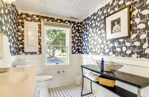 Charming Victorian Farmhouse on Historic Main St - Foto 23