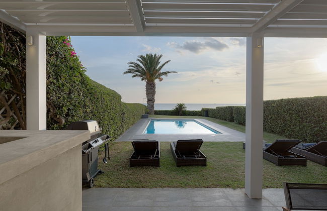 Luxurious Beachfront Villa Maira - Foto 31