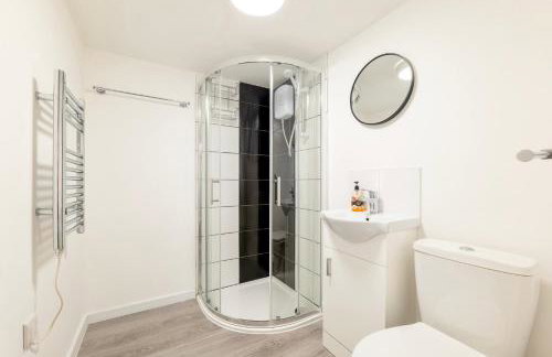 Large One Bedroom Apartments Southsea Sleeps 3 - Free Parking - Foto 22