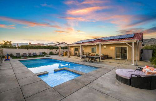 Views, Gameroom, Saltwater Pool & Hot tub, Firepit by MariamsBnb - Foto 34