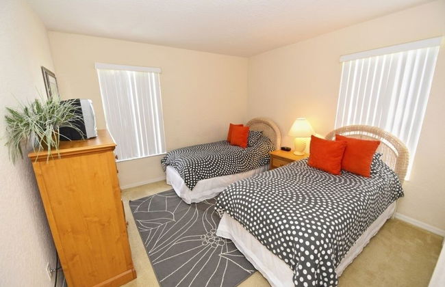 Cozy 5bed High Grove Resort W Pool, Spa, Game Rm, Mins To Disney-133 5 Bedroom Home by RedAwning - Foto 6