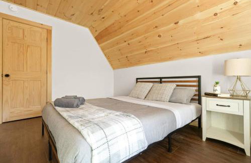 The A-mazing Creekside Escape - Foto 33