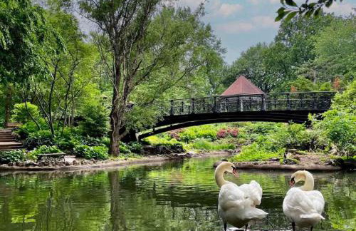 The Lady Emma Lafayette Park with Bowling ABODEbucks - Foto 59