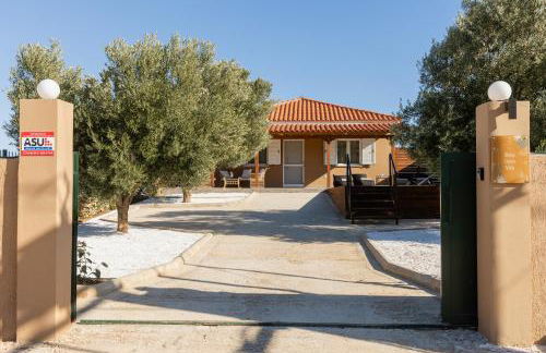 Σπίτι με πισίνα δίπλα στο αεροδρόμιο. - Foto 48