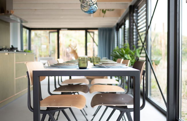 Modern, Trendy Nature Theme Lodge, Near the Sea - Foto 23