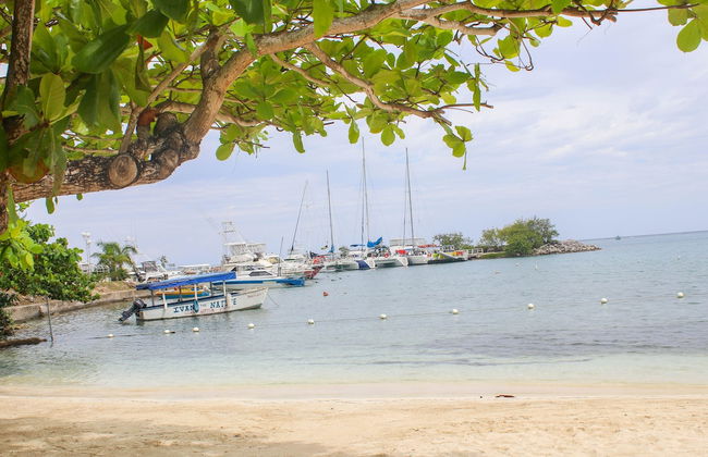 Fisherman's Point Beach Resort - Foto 36