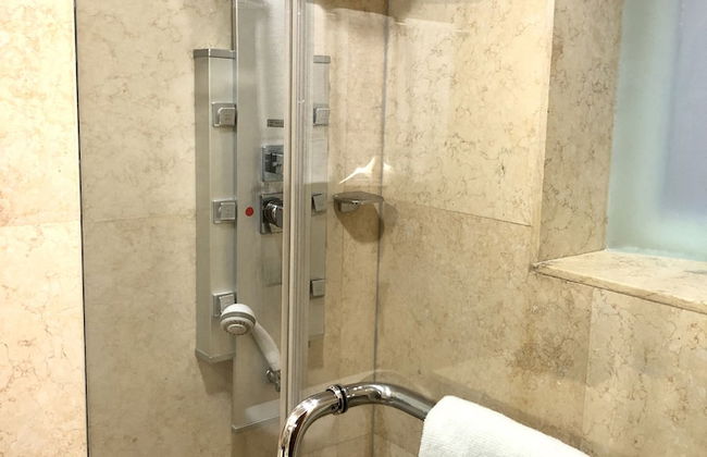 The Eldon Luxury Suites - Photo 33