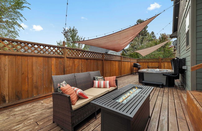 Hot-tub, Pet-friendly, 30 min to Mt Bachelor! - Foto 28