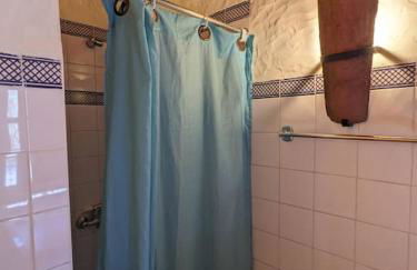 Riverlake House - frente ao lago e com jardim - Foto 6