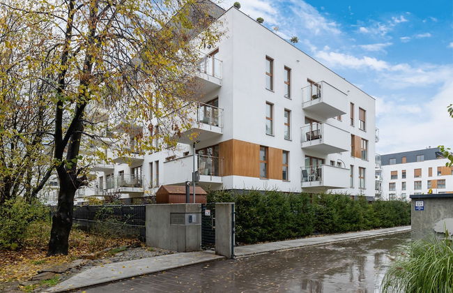 Stylish Apartment Bażantów by Renters - Photo 40