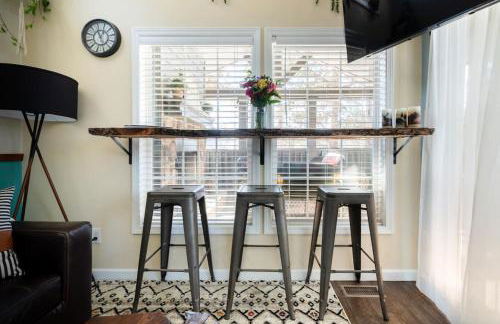 Rustic Escape Fireplace, BBQ Grill & Scenic Views - Foto 9