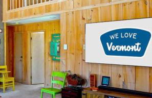 Wine Moose w Hot tub Fireplace Sauna 9min to Mt Snow - Foto 18