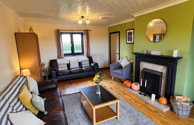 Detached Farmhouse 4 Bed/sleeps 9, Mountain Views! - Foto 19