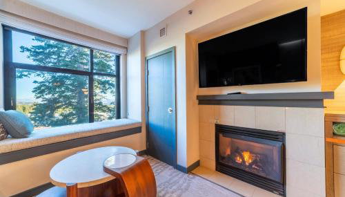 Updated Pet Friendly Monache Studio with Views! - Photo 5