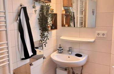 Zentrale Wohnung direkt am Hauptbahnhof - Bismarck - Foto 49