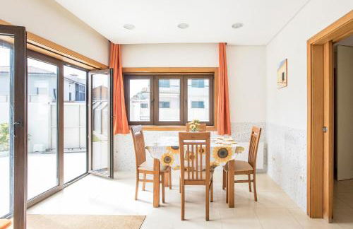 Mindelo 3BDR Duplex House W/Pool - Foto 14