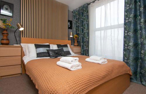 Ann Apartments opposite the Pier with sea view - Photo 10