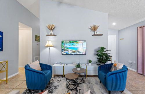 Luxe 3BR 2BA Oasis with Pool & Designer Touches, Disneyland, Legoland - Foto 9