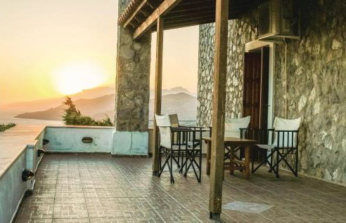 5 Bedroom Lovely Home In Agios Vasilios - Foto 5