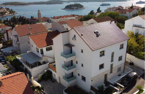 Marisa Apartments Hvar III - Photo 1