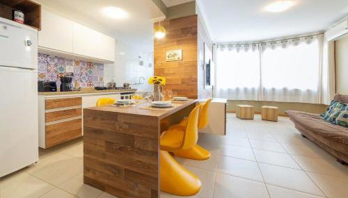 GRAMADO SOLAR REAL - 2 APTS de 2 quartos no mesmo prédio, cada um comporta até 7 pessoas - IDEAL PARA GRUPOS - central - IDEAL PARA ANDAR A PÉ, nesta plataforma desde janeiro de 2016, oferecemos CREDIBILIDADE - seu PET é bem-vindo - GARAGEM COBERTA - Foto 3