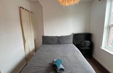 2 bedroom house in NG7 - Foto 5