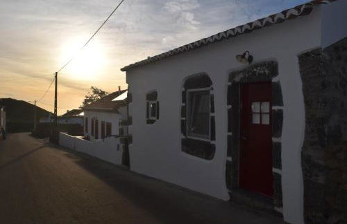 Casas da Ribeira - Photo 26