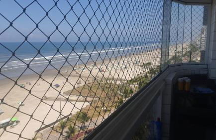 APARTAMENTO TOTALMENTE DE FRENTE AO MAR EM PRAIA GRANDE SP - Foto 19