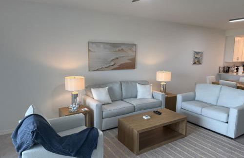 Golf HOA Pool and many activities - Photo 11