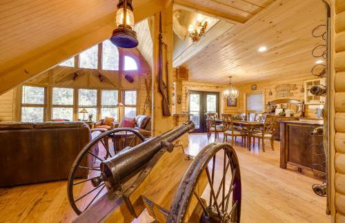 Spacious Packwood Cabin with Hot Tub - Near River - Foto 15