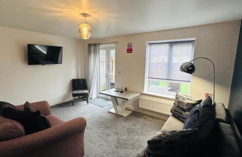 Barber House, Hoyland with two allocated parking spaces - Foto 6