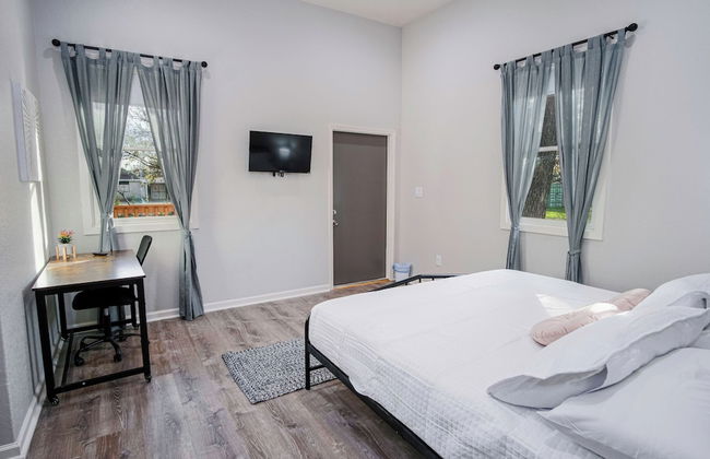 Magnificent 4BR Near Famous Riverwalk and Downtown - Foto 5