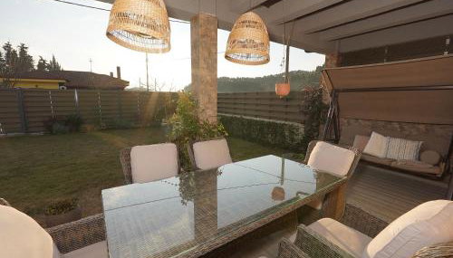 Villa ELi - Luxury Nature Getaway - Strategically located for Beach Exploration - Onsite Power for Electric Vehicle - Foto 3