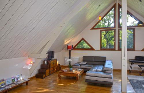 Le Loft Moderne et Chaleureux avec Vue Verdoyante - Foto 5