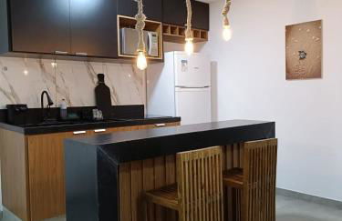 Apartamento Pé na Areia - Ótima Localização - Conforto à beira-mar - Foto 20