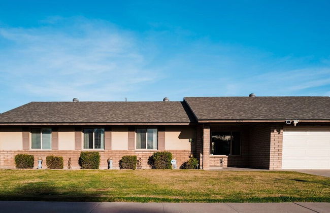 Perfect 4 Bdrm Home With Pool and Game Room! - Foto 32