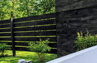 Luxury Shepherd Hut w Outdoor Bath at Powis Estate - Photo 9